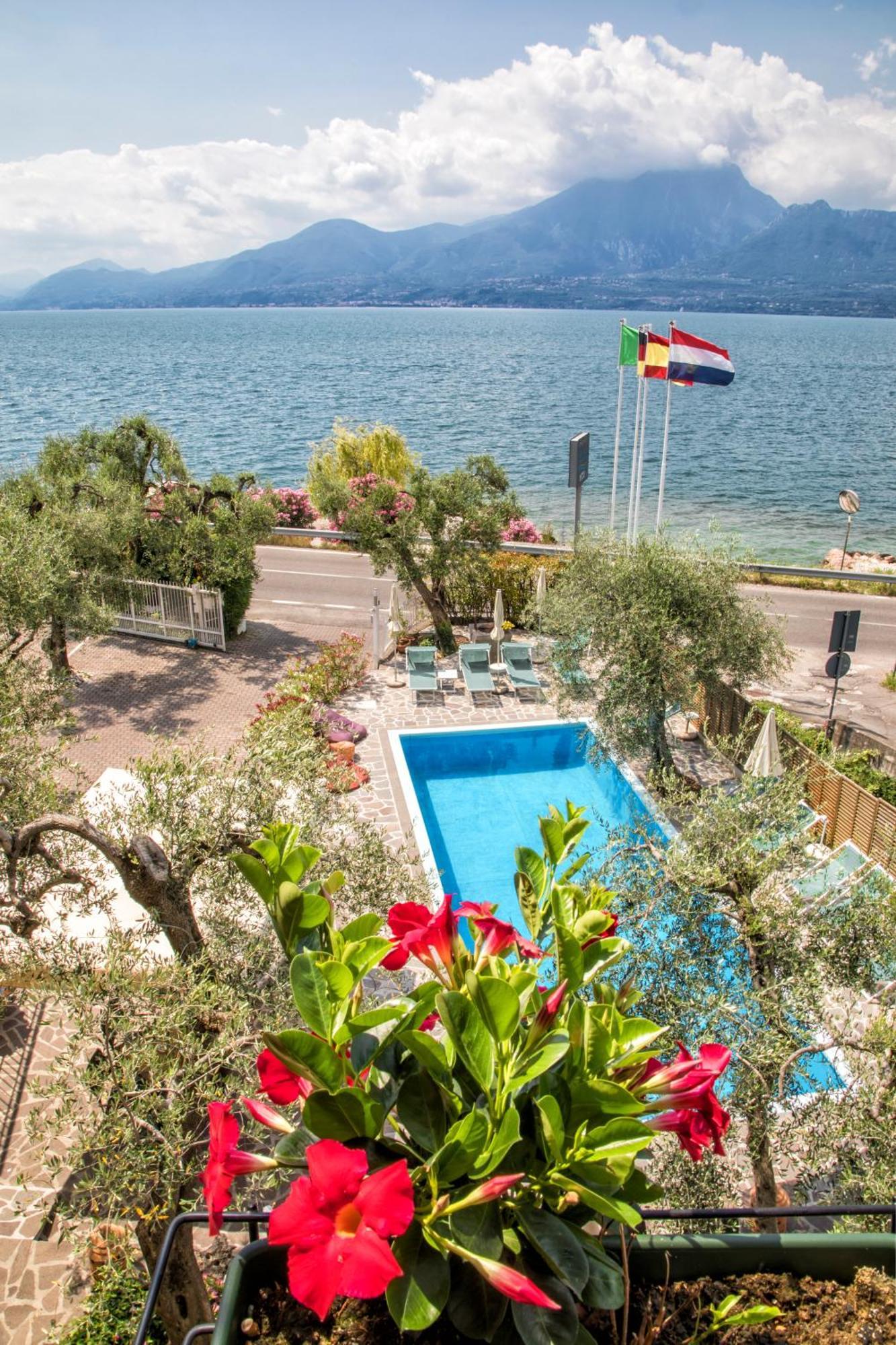 Residence Wieland Torri Del Benaco Εξωτερικό φωτογραφία